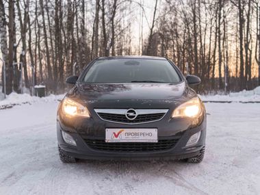 Opel Astra 2011 года, 175 561 км - вид 3