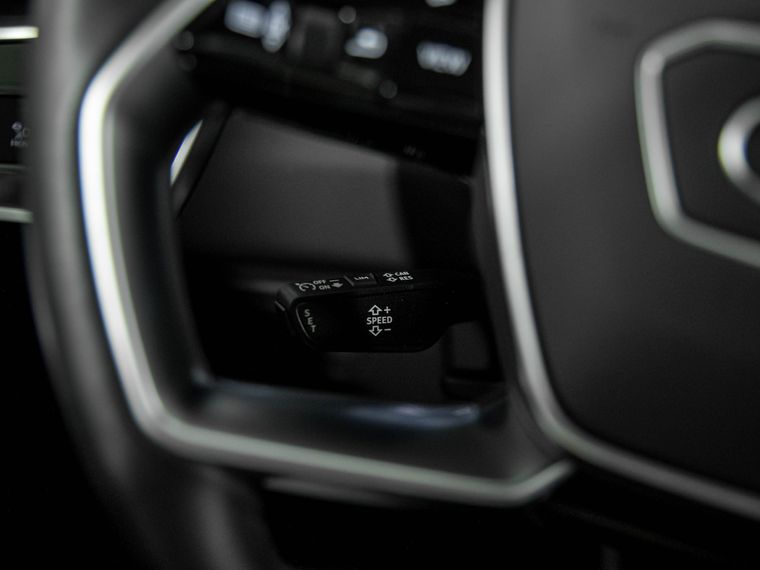 Audi A6 2021 года, 19 158 км - вид 9