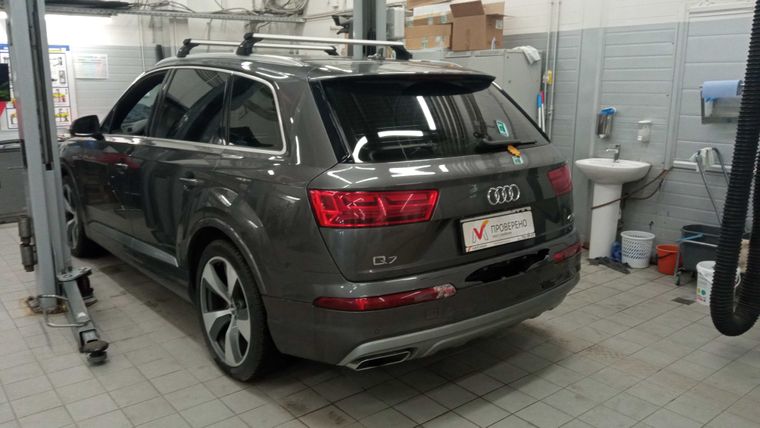 Audi Q7 2018 года, 130 115 км - вид 4