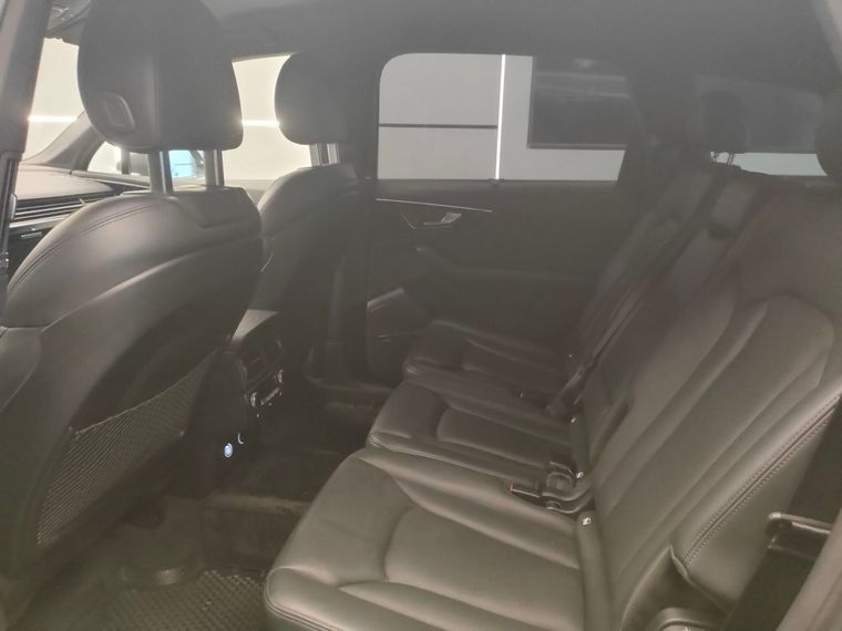 Audi Q7 2018 года, 135 059 км - вид 24