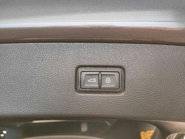 Audi Q7 2018 года, 135 059 км - вид 27