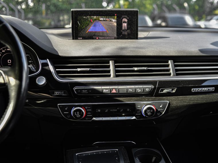 Audi Q7 2018 года, 135 059 км - вид 9