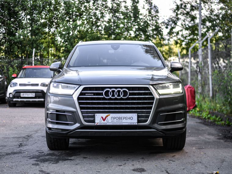 Audi Q7 2018 года, 135 059 км - вид 3