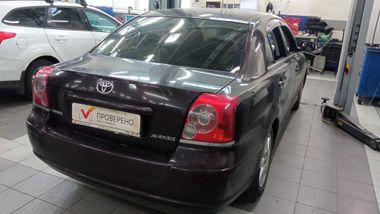 Toyota Avensis 2006 года, 234 194 км - вид 3