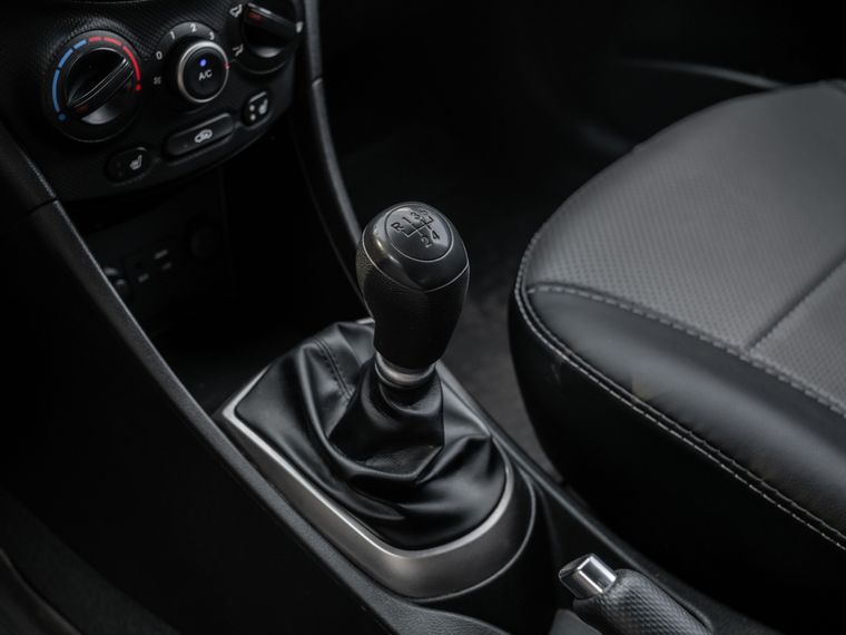 Hyundai Solaris 2015 года, 137 718 км - вид 9