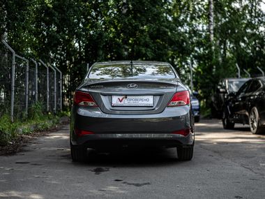 Hyundai Solaris 2015 года, 137 718 км - вид 4