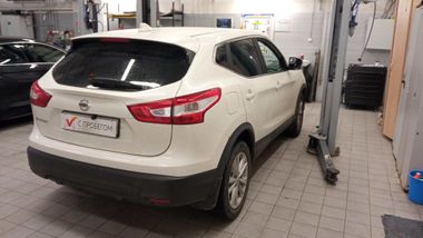 Nissan Qashqai 2018 года, 151 595 км - вид 3