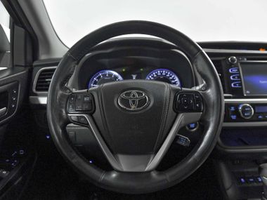 Toyota Highlander 2014 года, 234 001 км - вид 10