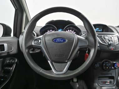 Ford Fiesta 2015 года, 147 805 км - вид 8