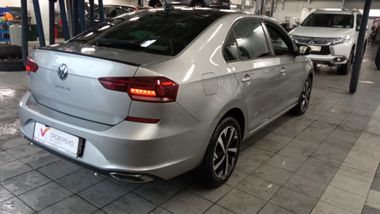 Volkswagen Polo 2021 года, 59 243 км - вид 3