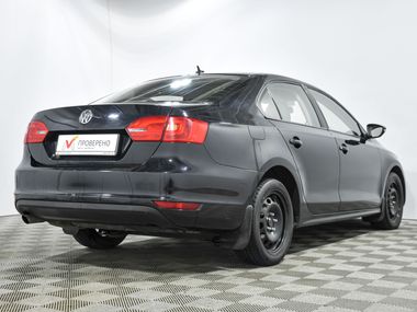 Volkswagen Jetta 2013 года, 184 093 км - вид 5