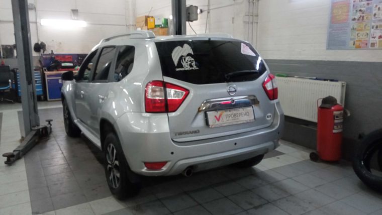 Nissan Terrano 2015 года, 158 000 км - вид 4