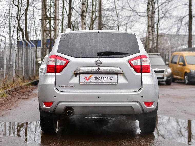 Nissan Terrano 2015 года, 158 000 км - вид 4