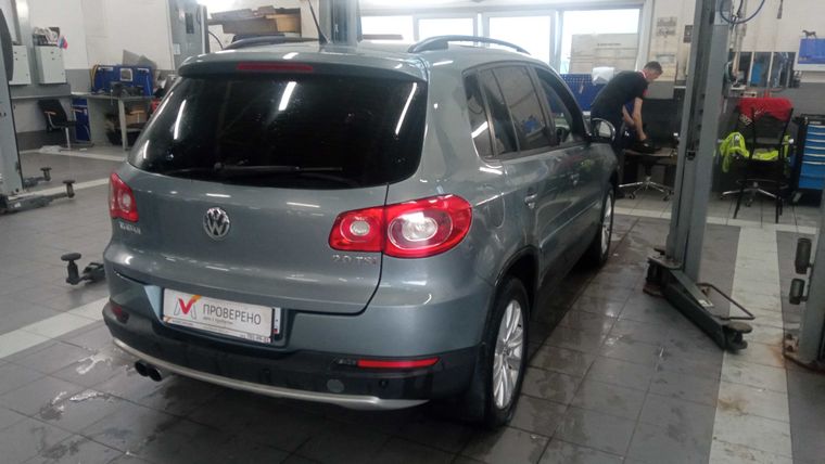 Volkswagen Tiguan 2009 года, 219 488 км - вид 3