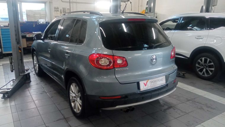 Volkswagen Tiguan 2009 года, 219 488 км - вид 4