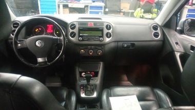 Volkswagen Tiguan 2009 года, 219 488 км - вид 5