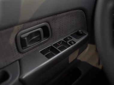 Nissan NP300 2013 года, 250 000 км - вид 9