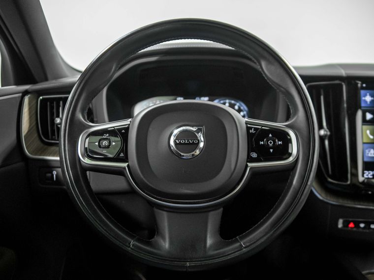 Volvo XC60 2021 года, 119 303 км - вид 9