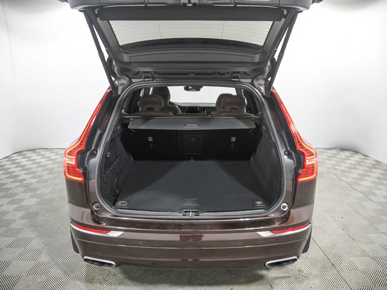 Volvo XC60 2021 года, 119 303 км - вид 19