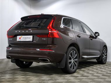 Volvo XC60 2021 года, 119 303 км - вид 4