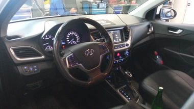 Hyundai Solaris 2017 года, 116 000 км - вид 5
