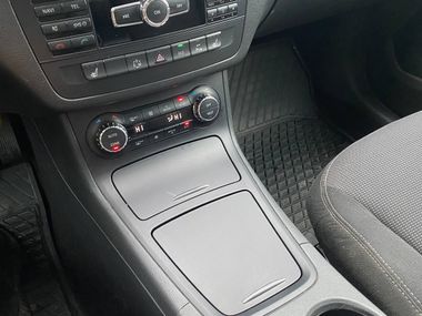Mercedes-Benz B-класс 2013 года, 184 996 км - вид 13