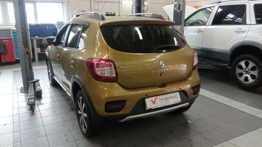 Renault Sandero Stepway 2016 года, 60 467 км - вид 4