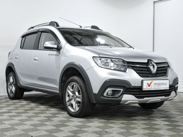 Renault Sandero Stepway 2021 года, 13 000 км - вид 4