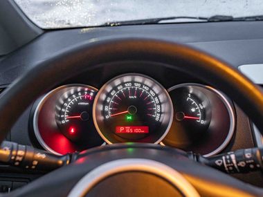 KIA Venga 2014 года, 165 000 км - вид 5