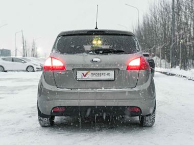 KIA Venga 2014 года, 165 000 км - вид 4