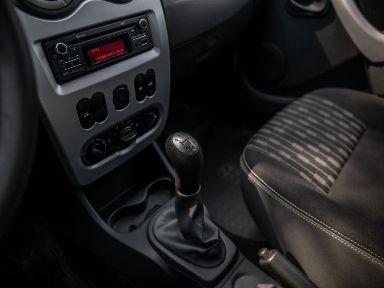 Renault Sandero 2013 года, 179 656 км - вид 8