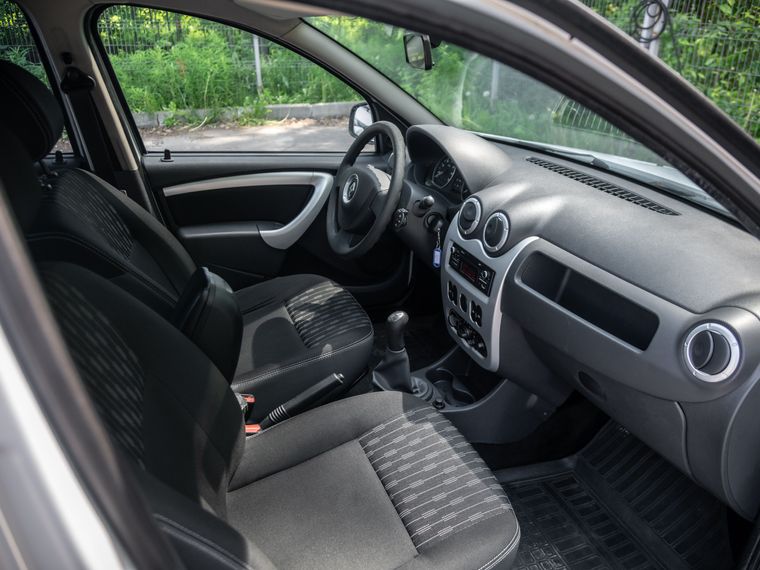Renault Sandero 2013 года, 179 656 км - вид 10