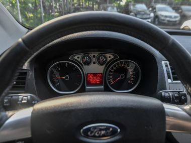 Ford Kuga 2011 года, 243 199 км - вид 5