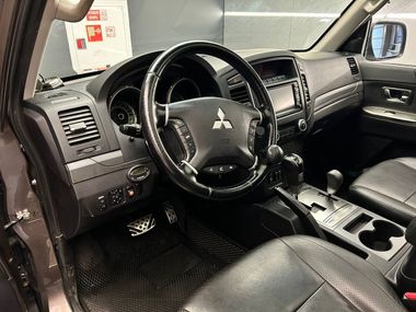 Mitsubishi Pajero 2012 года, 246 219 км - вид 8