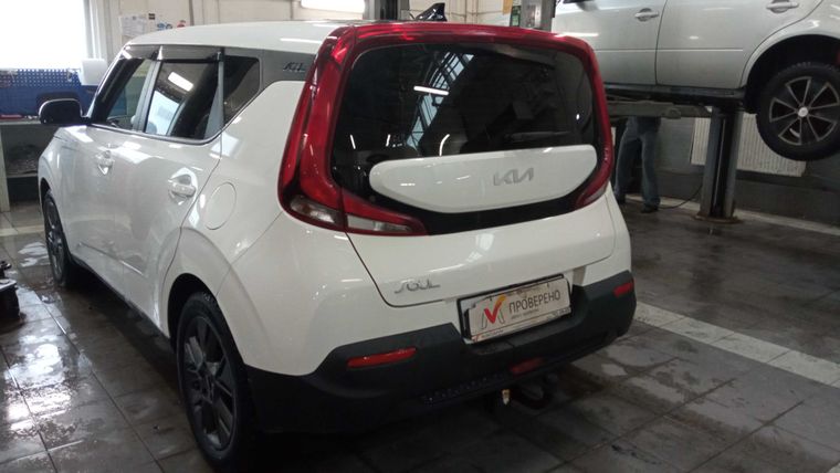KIA Soul 2021 года, 76 755 км - вид 4