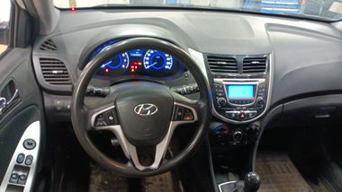 Hyundai Solaris 2012 года, 299 029 км - вид 5