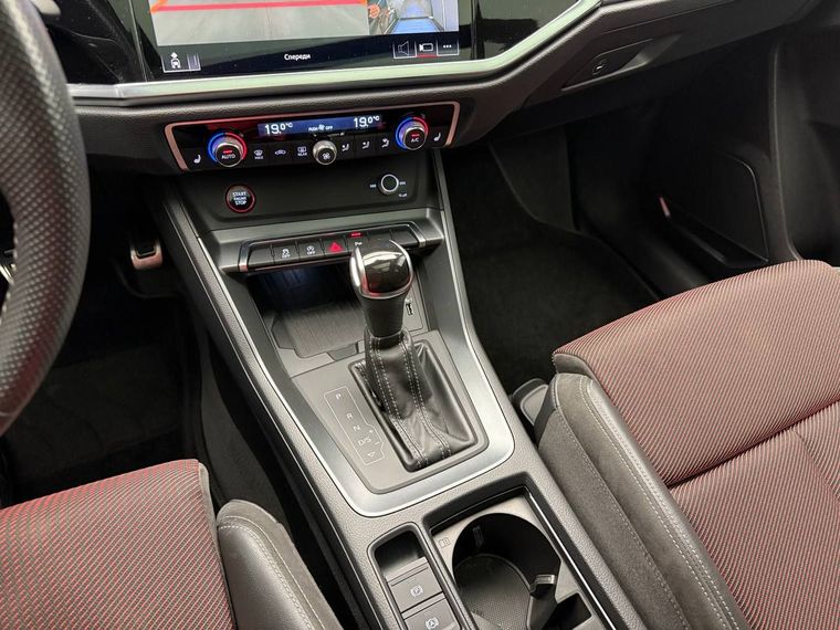 Audi Q3 2019 года, 89 873 км - вид 21