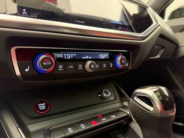 Audi Q3 2019 года, 89 873 км - вид 19