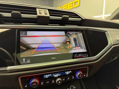 Audi Q3 2019 года, 89 873 км - вид 18