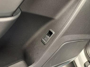 Audi Q3 2019 года, 89 873 км - вид 36