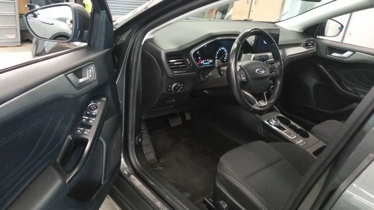 Ford Focus 2018 года, 162 508 км - вид 5