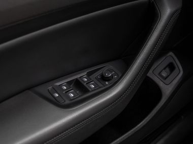 Volkswagen Passat 2019 года, 133 776 км - вид 10
