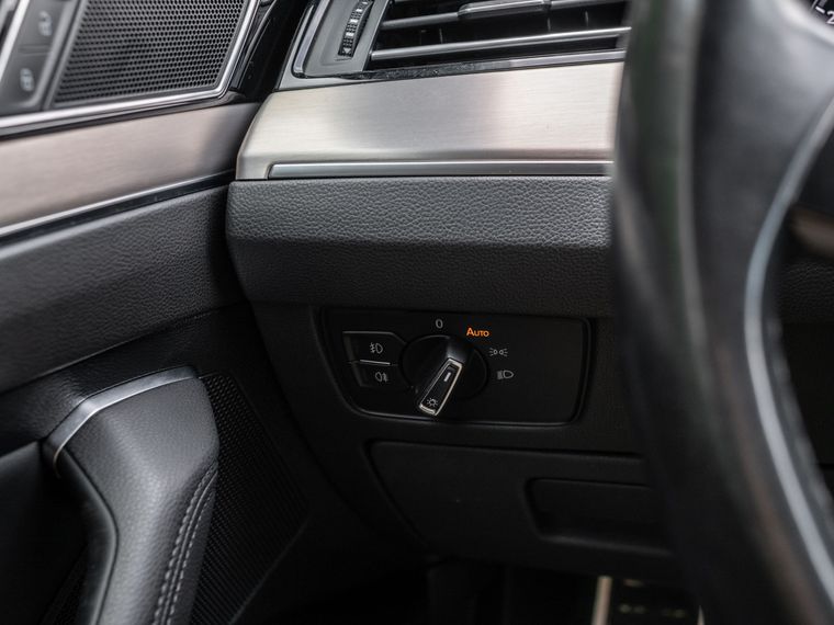 Volkswagen Passat 2019 года, 133 776 км - вид 11