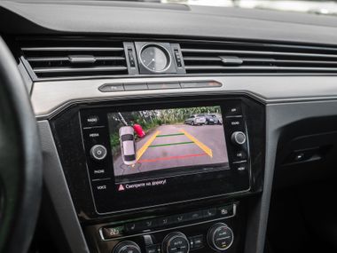 Volkswagen Passat 2019 года, 133 776 км - вид 7