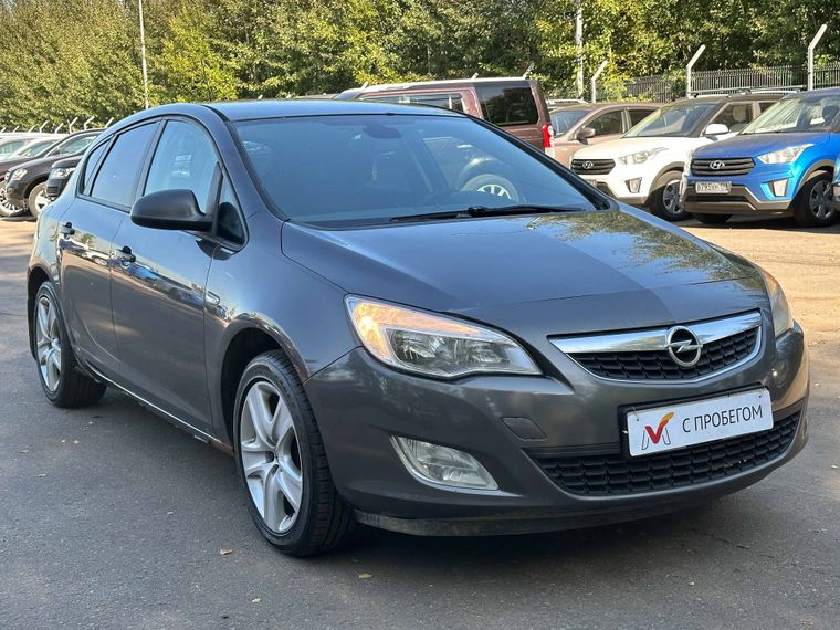 Opel Astra 2011 года, 221 074 км - вид 3