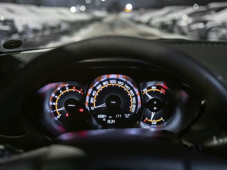 ВАЗ (LADA) Vesta 2019 года, 65 863 км - вид 5