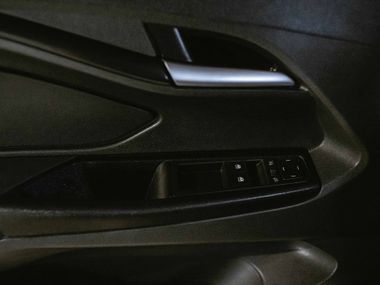 ВАЗ (LADA) Vesta 2019 года, 65 863 км - вид 9