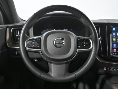 Volvo XC60 2021 года, 47 000 км - вид 10