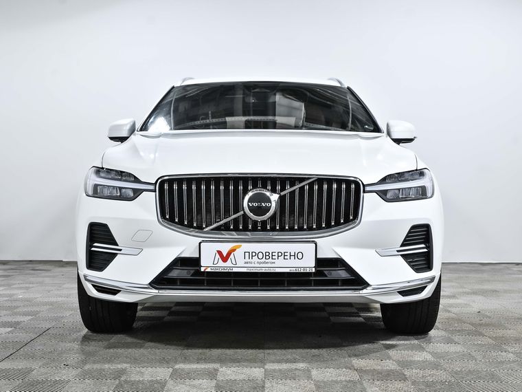 Volvo XC60 2021 года, 47 000 км - вид 3