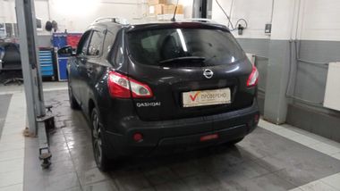 Nissan Qashqai 2012 года, 268 419 км - вид 4
